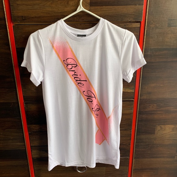 Bride To Be T-Shirt Short Sleeve NWT Xs , S , M - Picture 2 of 9